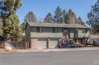 1102 Teakwood Dr, Bend OR  97702-2303 exterior
