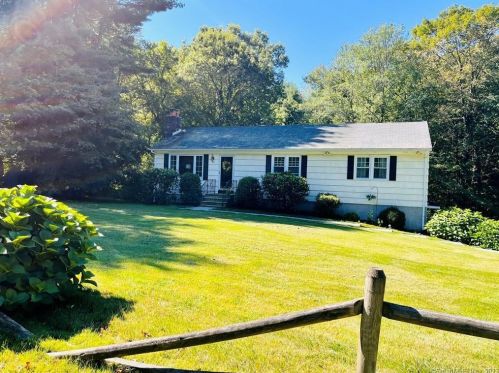 84 Berkshire Rd, Sandy Hook, CT 06482-1463