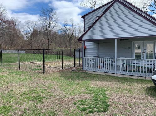 126 Green Hollow Rd, Killingly CT  06239-3700 exterior