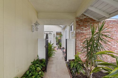 1727 Larkspur Dr, Placentia, CA 92870-2545