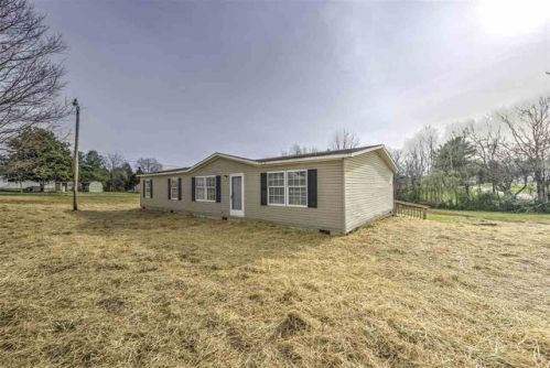 1042 Hale Rd, Dandridge, TN 37725-4644
