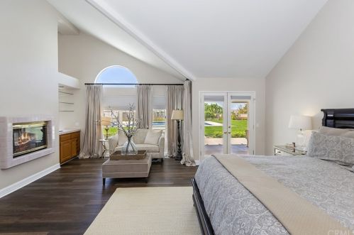 7539 Whitegate Ave, Riverside CA  92506-5455 exterior