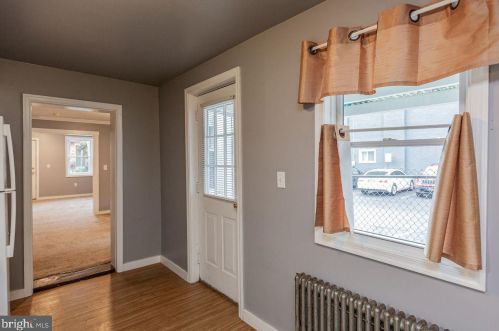 121 Vine St, Lancaster PA  17602-3517 exterior