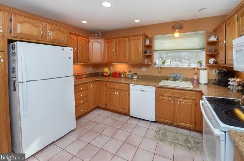 226 Nassau Dr, Haddonfield NJ exterior