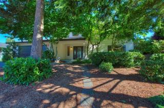 927 129th St, Tacoma, WA 98444-2212