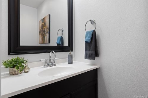 7819 Kittredge Cir, Englewood CO 80112-4643 exterior