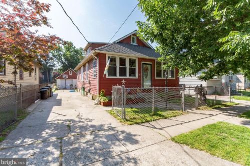 3 Harley Ave, Gloucester, NJ 08030-2125