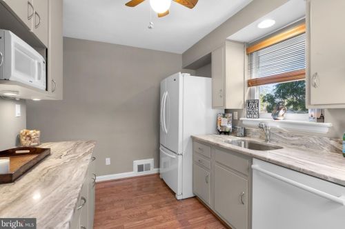 2202 Dennis Ave, Silver Spring MD  20902-4147 exterior