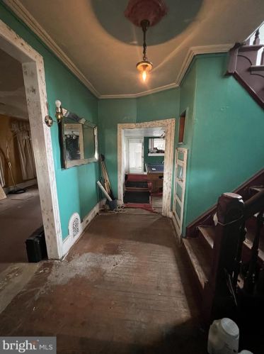 5901 11 St, Philadelphia PA  19141-3210 exterior