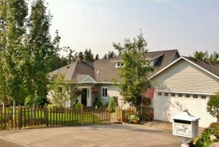 789 Edgehill Dr, Estacada, OR 97023-9592