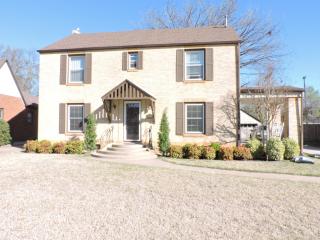 1102 Indian Dr, Enid, OK 73703-7109
