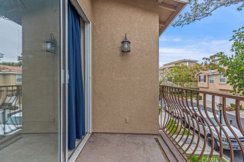 7858 Menton Ave, Anaheim CA  92808-1559 exterior