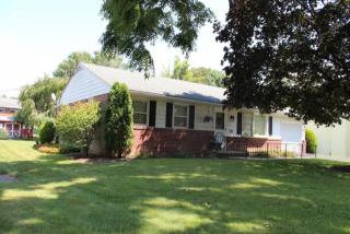 19 Fresh Meadow Dr, Lancaster, PA 17603-6408