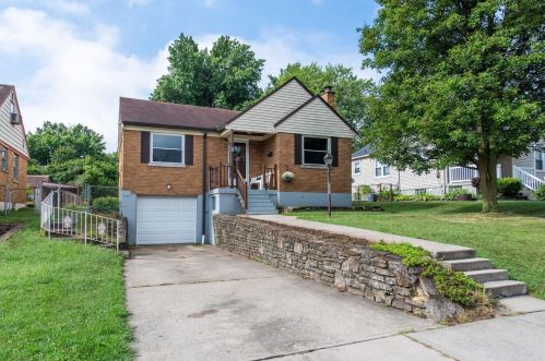 5573 Eula Ave, Cincinnati, OH 45248-4201