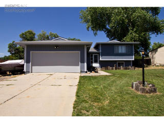 2127 Diana Dr, Loveland, CO 80537-6911