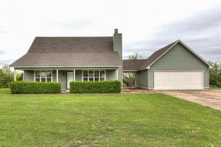 73902 326 Pl, Wagoner, OK 74467-9236