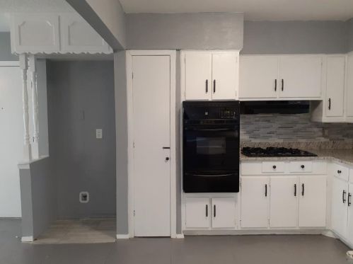 2009 Billie Dr, Dallas TX  75232-1013 exterior