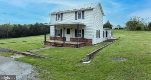 60 Polk Ln, Toms Brook, VA 22660-2034