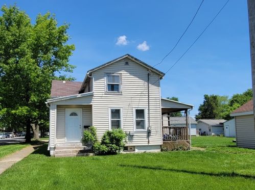136 Fulton Ave, Bradley, IL 60915-1730