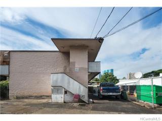 1452 Lusitana St, Honolulu, HI 96813-2020