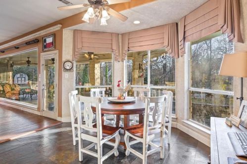 8407 Fm 1187, Fort Worth TX  76126-6016 exterior