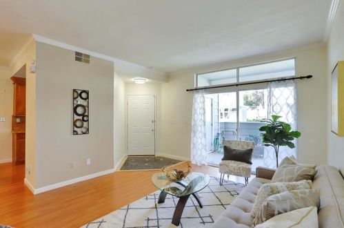 1588 Thornleaf Way, San Jose, CA 95131-2978