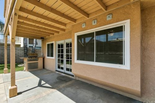 3585 Windstorm Way, Riverside CA  92503-4506 exterior