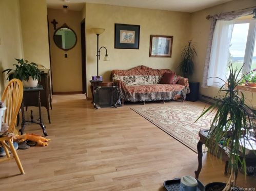 1527 Arabian Trl, Elizabeth CO 80107-8403 exterior