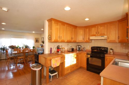 199 Kimball Pond Rd, Goffstown, NH 03046-4307