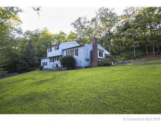 19 Guinea Rd, Upper Stepney, CT 06468-1031