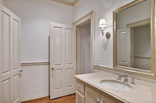 62 Brookhaven Dr, Atlanta GA  30319-1143 exterior