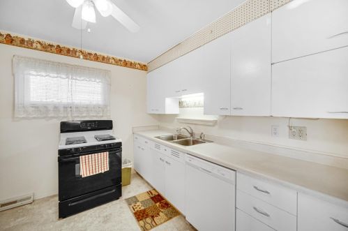 212 Virginia St, Hobart IN  46342-5884 exterior