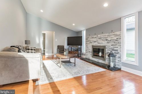 241 Nassau Dr, Tavistock NJ 08033-3976 exterior