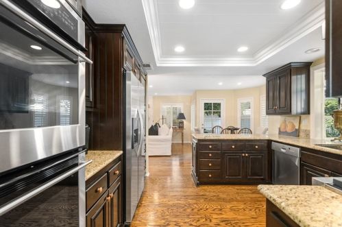 16 Chenile, Irvine CA  92614-7528 exterior