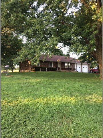 14555 State Rte, Braymer, MO 64624-8549