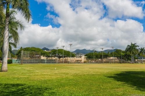 1702 Eluwene St, Honolulu HI  96819-4026 exterior