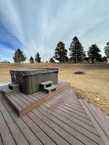 27450 Plainview Dr, Kiowa CO 80117-8827 exterior