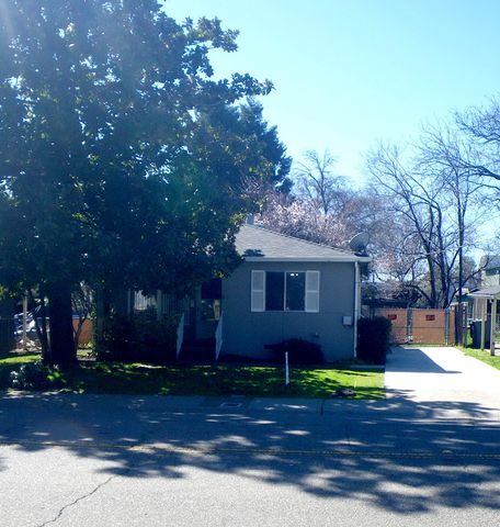 825 Locust St, Redding, CA 96001-2733