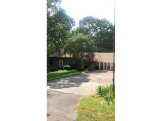 352 Basia Ln, Big Canoe, GA 30143-3516