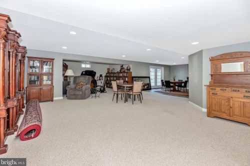 7 Farmstead Pl, Middletown MD  21769-7742 exterior