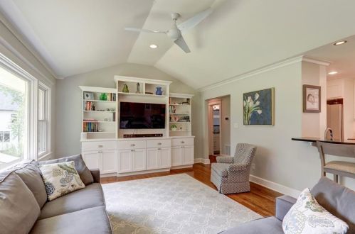 6405 Bridgewood Valley Rd, Atlanta GA  30328-2903 exterior