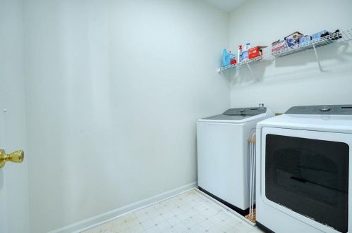 506 Chestnut Walk, Holly Springs GA  30114-7748 exterior