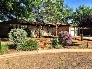 7002 Vinton Ave, Lubbock, TX 79424-1620