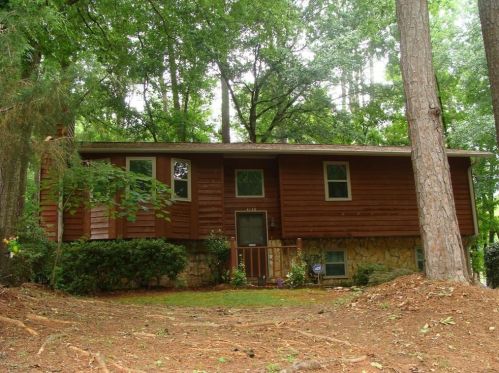 4149 Silver Hill Ct, Lithonia, GA 30039-6978