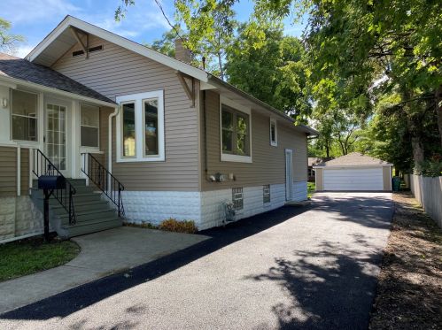 111 William St, Joliet, IL 60436-1537