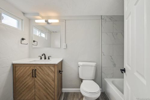 2886 Bannock St, Englewood CO 80110-1518 exterior