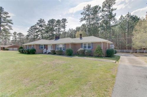 18454 Sedley Rd, Sedley, VA 23878-2652