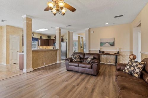 7809 Park Downs Dr, Fort Worth TX  76137-5451 exterior