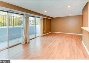 152 Kenwood Dr, Erial, NJ 08081-4203