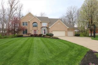 6627 Ridgeview Ct, Loveland, OH 45140-8152
